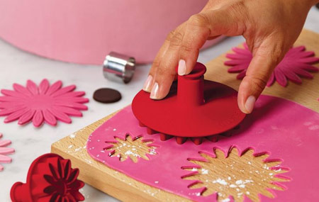The Ultimate Gift Hamper to Pamper Your Valentine Baker