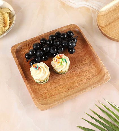 Square Plate - 20X20X2 cms