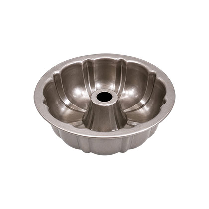 Classic Fluted Bundt Pan