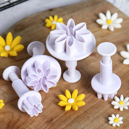 Daisy Flower Plunger Cutter