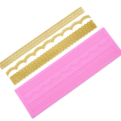 Fine Border Lace Mat